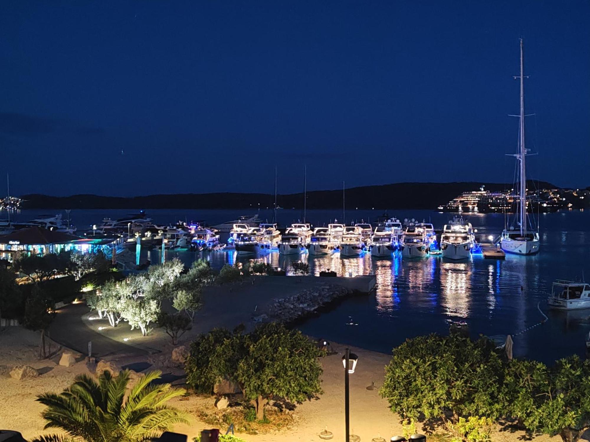 Apartments Gina Trogir Exteriör bild